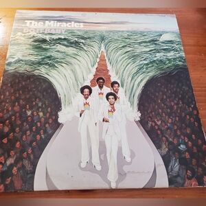 The Miracles "Do It Baby" Vintage Vinyl Album ,R&B/Soul,1974
